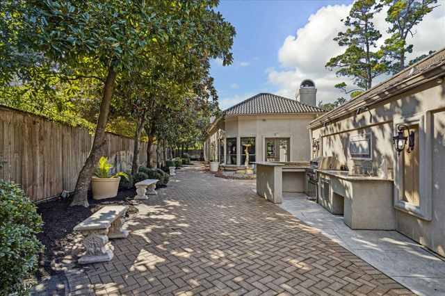 11722 Claywood Street, Bunker Hill Village, TX 77024