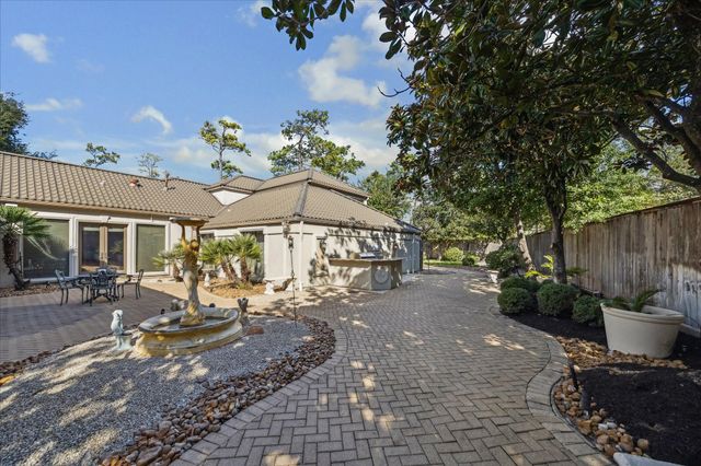 11722 Claywood Street, Bunker Hill Village, TX 77024