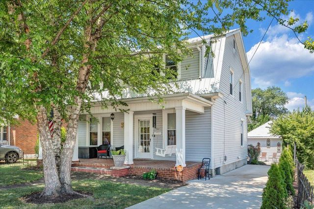 507 S College AVE, Salem, VA 24153