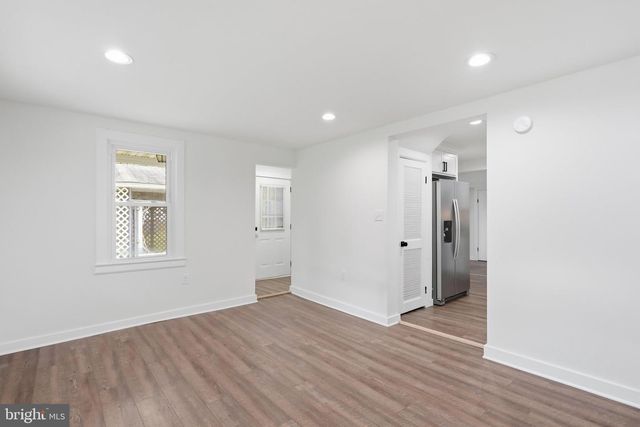 382 MISSION RD, Harpers Ferry, WV 25425