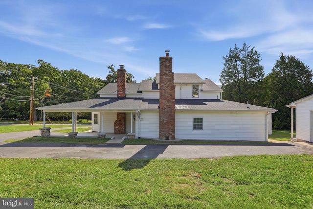 382 MISSION RD, Harpers Ferry, WV 25425