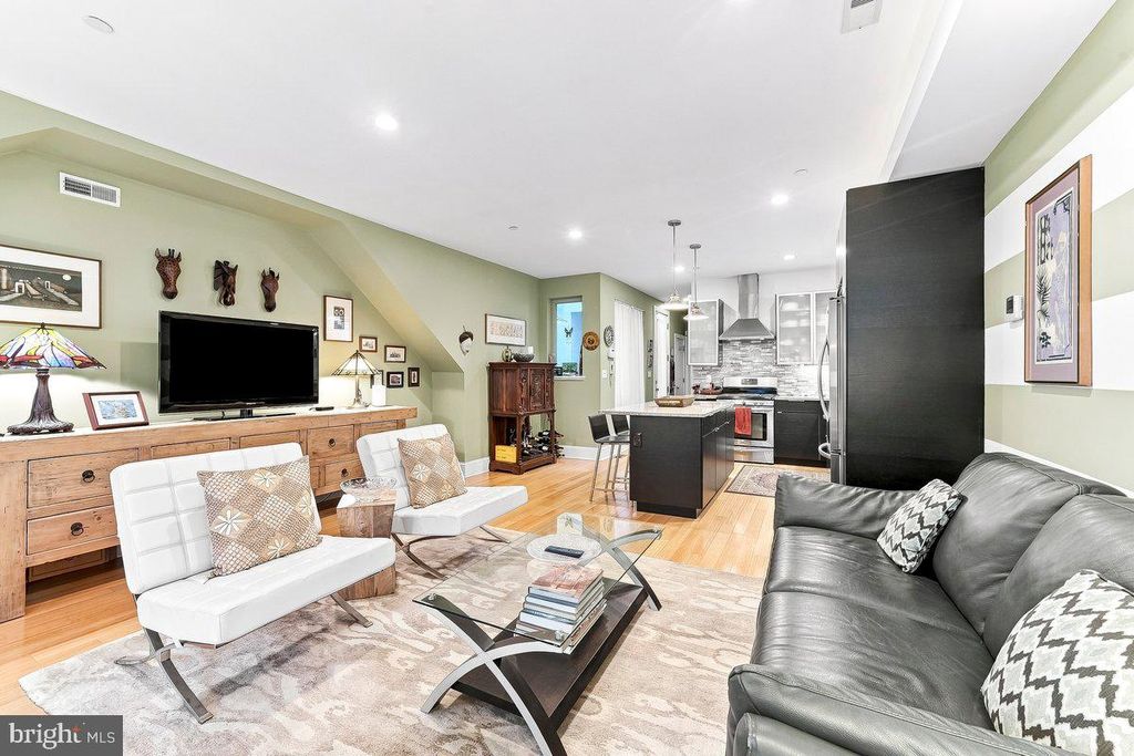 1217-19 MOUNT VERNON ST #1, PHILADELPHIA, PA 19123 — photo 2