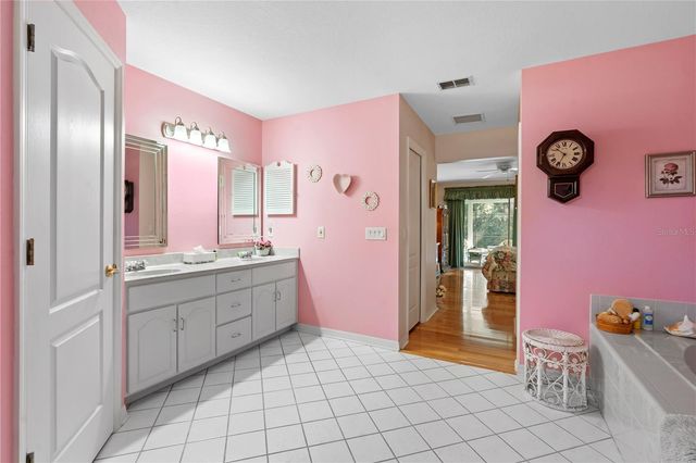 301 LAFAYETTE PLACE, Deland, FL 32720