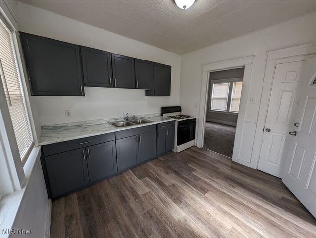 1268 E 169th Street, Cleveland, OH 44110