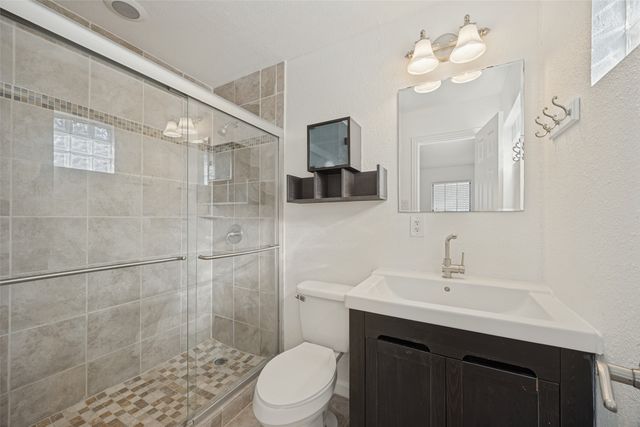 618 Newberry Drive, Richardson, TX 75080