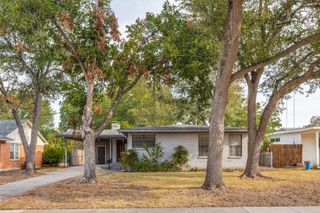 618 Newberry Drive, Richardson, TX 75080