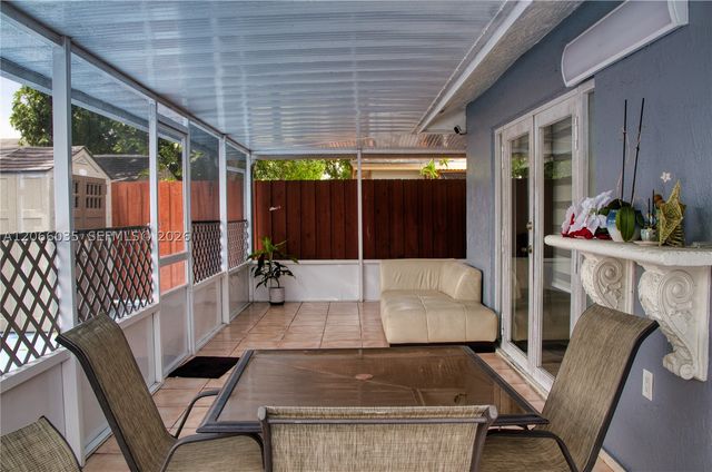 14348 SW 103rd St, Miami, FL 33186