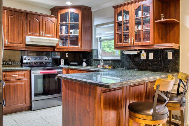 14348 SW 103rd St, Miami, FL 33186
