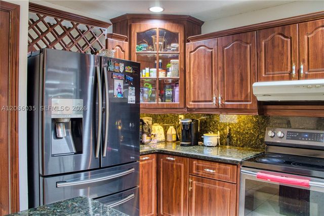 14348 SW 103rd St, Miami, FL 33186