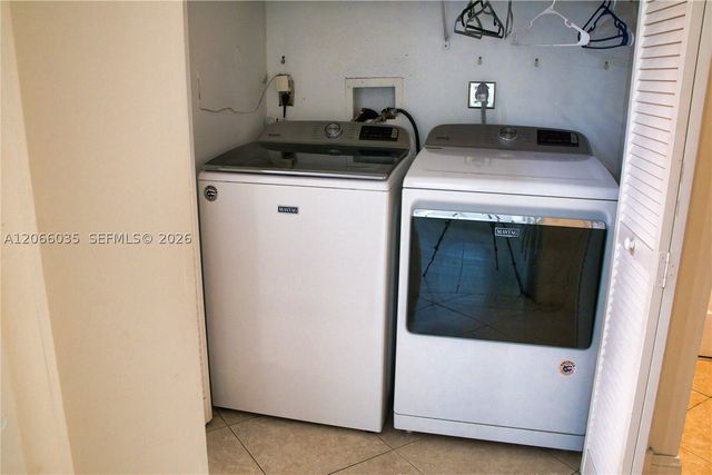 14348 SW 103rd St, Miami, FL 33186