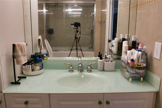 14348 SW 103rd St, Miami, FL 33186