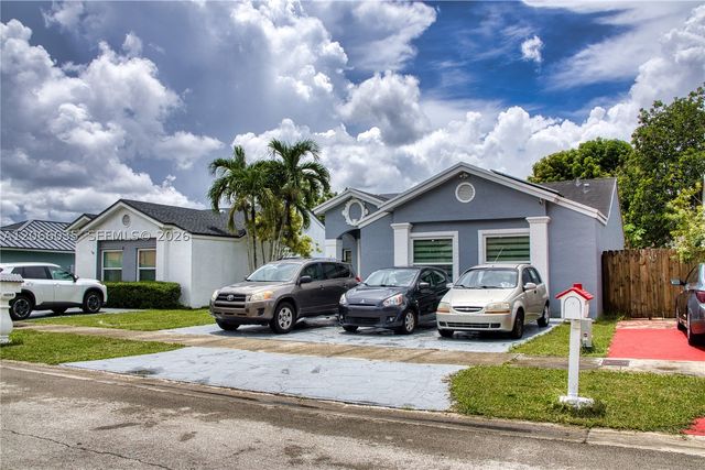 14348 SW 103rd St, Miami, FL 33186