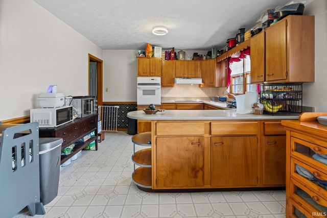 312 Debbie Lane, Williamsport, IN 47993