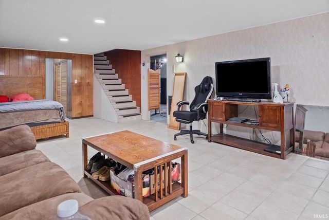 312 Debbie Lane, Williamsport, IN 47993