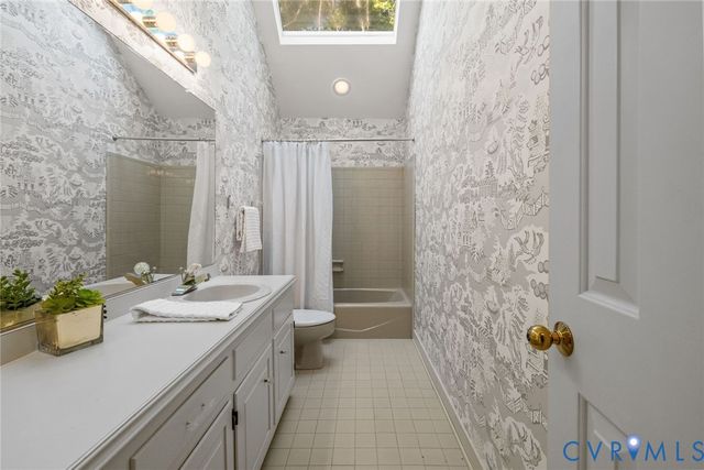 1217 Rothesay Cir, Richmond, VA 23221