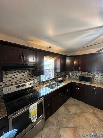 16113 Tipton Ct, South Chesterfield, VA 23834