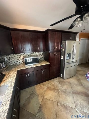 16113 Tipton Ct, South Chesterfield, VA 23834