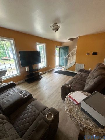 16113 Tipton Ct, South Chesterfield, VA 23834