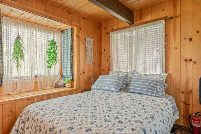 33459 Music Camp Drive, Arrowbear, CA 92382