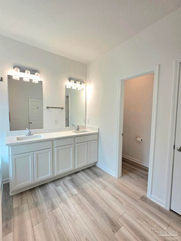 6621 Sun Tree Cir, Pensacola, FL 32526