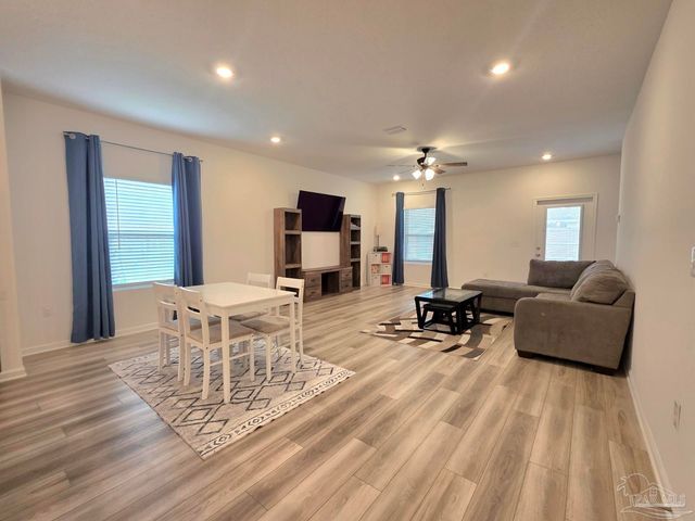 6621 Sun Tree Cir, Pensacola, FL 32526