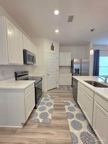 6621 Sun Tree Cir, Pensacola, FL 32526