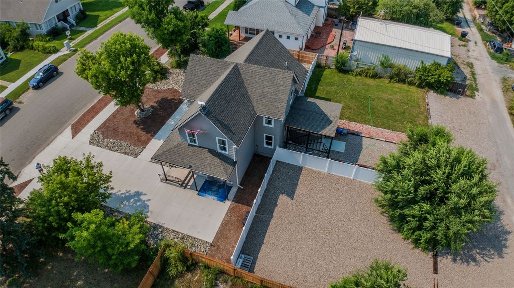 215 S Spruce Street, Townsend, MT 59644 photo 1