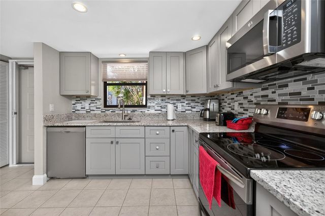 3670 BAL HARBOR BOULEVARD 1F, Punta Gorda, FL 33950