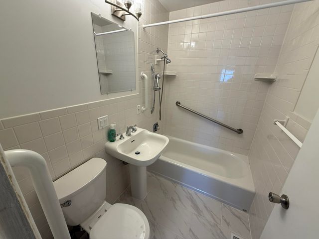 400 N Virginia Street, Hobart, IN 46342