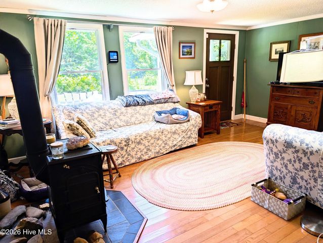 169 E Vineyard Road, Hayesville, NC 28904