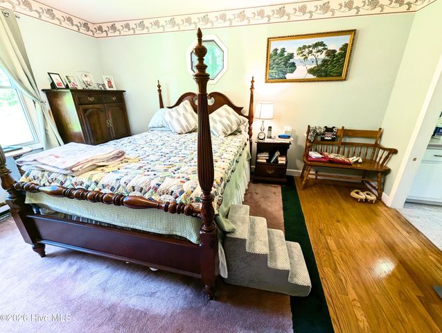 169 E Vineyard Road, Hayesville, NC 28904