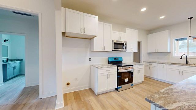 102 Birch, Danville, VA 24540