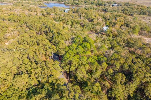 16 Vista Blvd W, St Helena Island, SC 29920