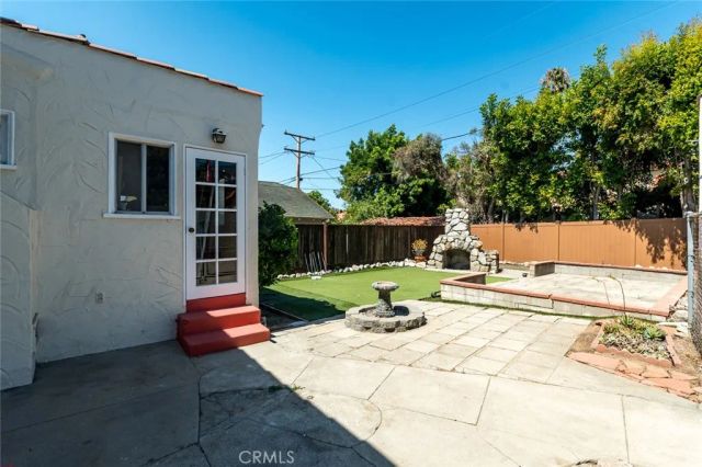 1157 N Isabel, Glendale, CA 91207