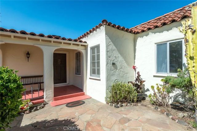 1157 N Isabel, Glendale, CA 91207