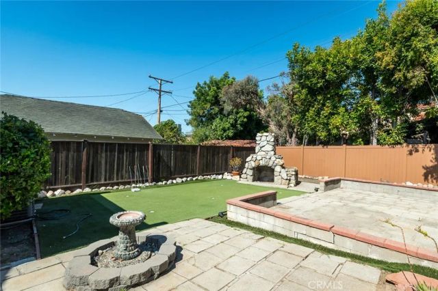 1157 N Isabel, Glendale, CA 91207