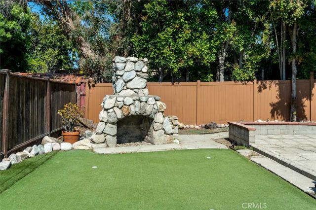 1157 N Isabel, Glendale, CA 91207