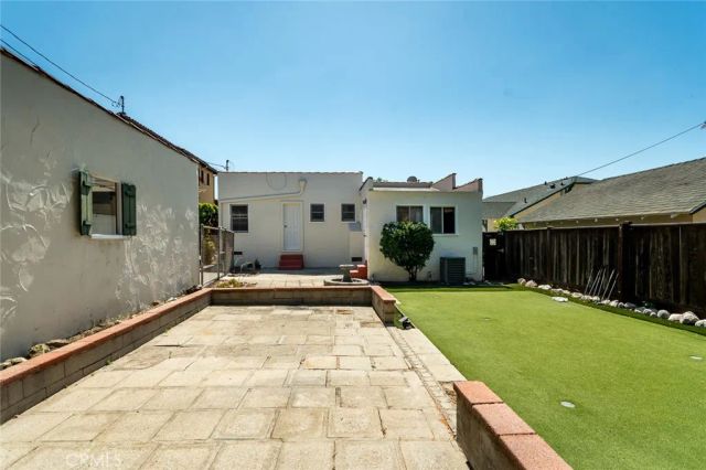 1157 N Isabel, Glendale, CA 91207