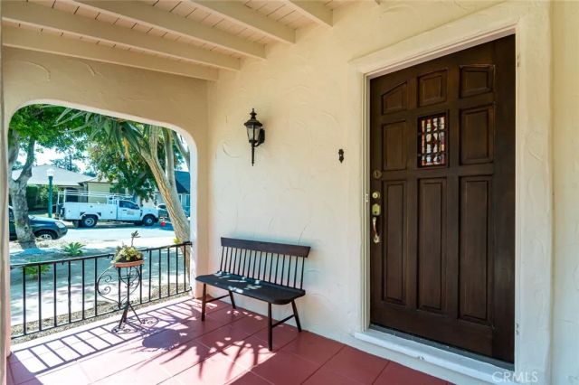 1157 N Isabel, Glendale, CA 91207