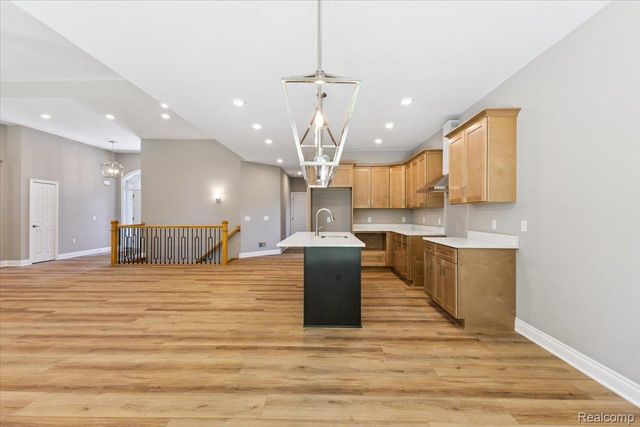 6429 Jamie Lane, Grand Blanc Charter Township, MI 48439