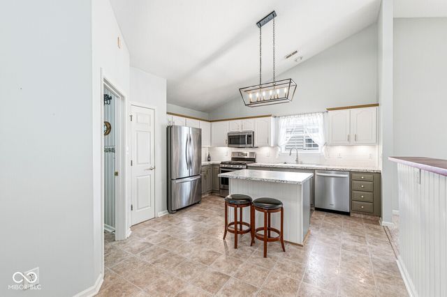 11537 Coastal Drive, Indianapolis, IN 46229