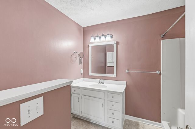 11537 Coastal Drive, Indianapolis, IN 46229