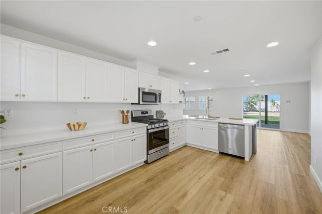 3418 Presidio Lane, Perris, CA 92570