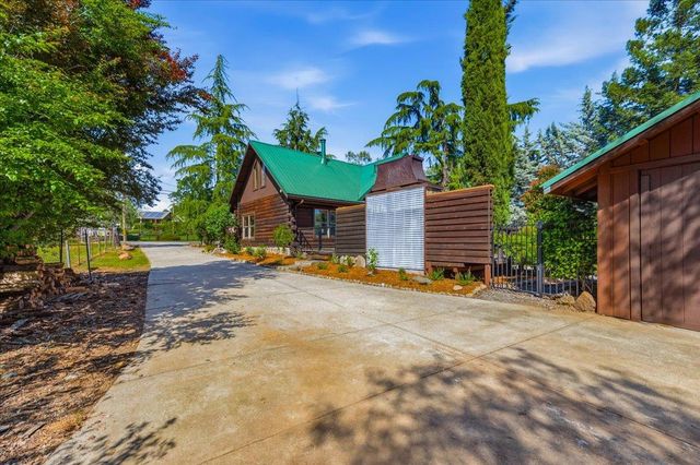 625 Keena & 665 Bowman Dr, Auburn, CA 95603