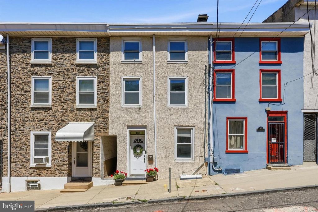 184 CONARROE ST, Philadelphia, PA 19127