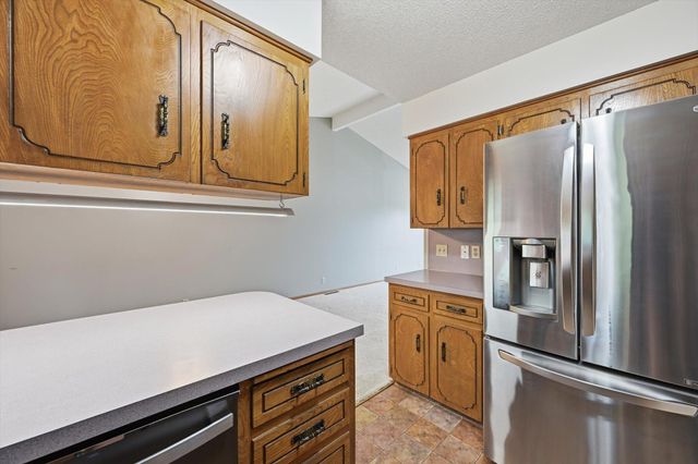 1129 ARBOR RIDGE Drive, Council Bluffs, IA 51503