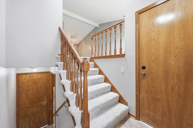 1129 ARBOR RIDGE Drive, Council Bluffs, IA 51503