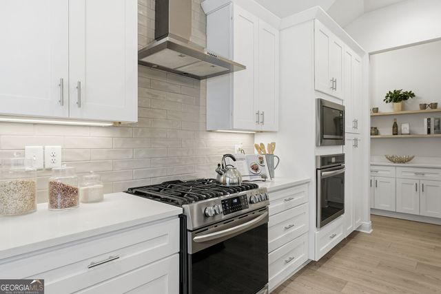 110 Via Roma, Woodstock, GA 30189