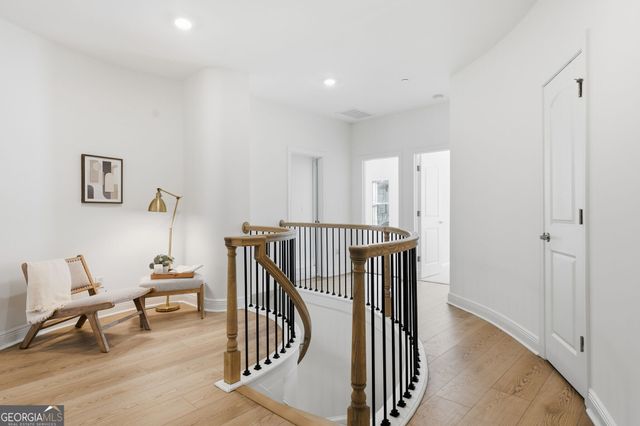 110 Via Roma, Woodstock, GA 30189