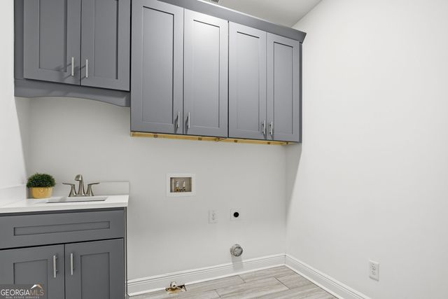110 Via Roma, Woodstock, GA 30189